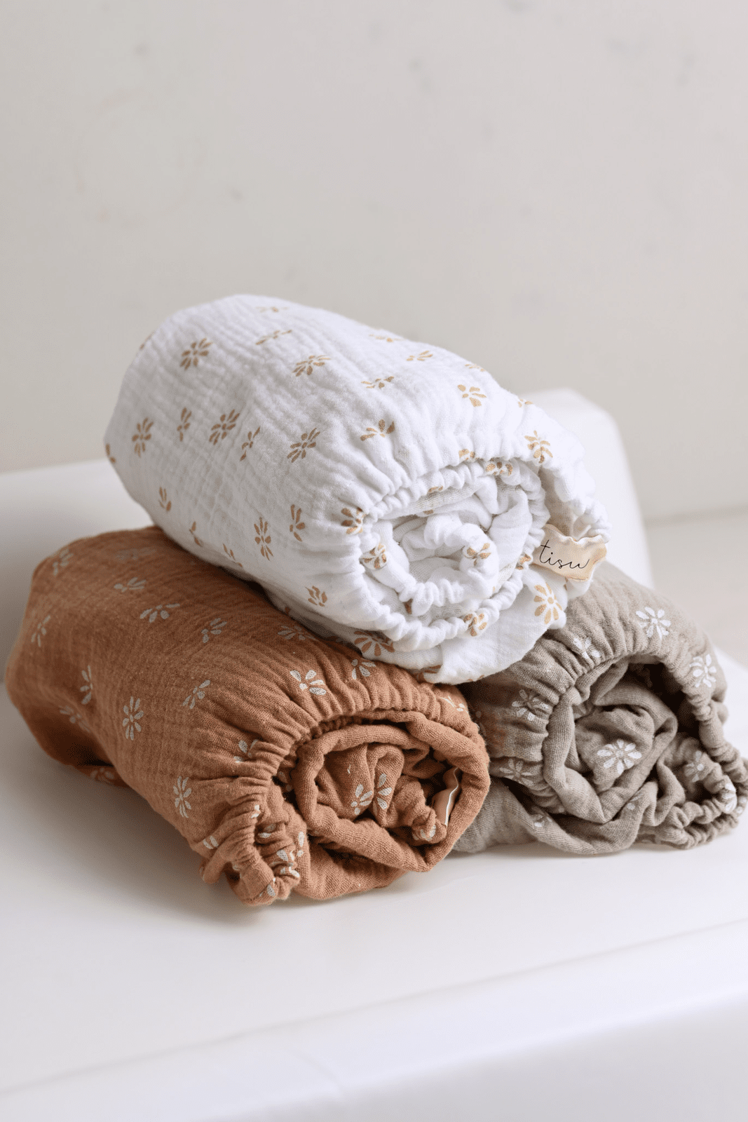 TISU diaper changing pad cover, Caramel Daisy - TISU Baby