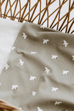 Load image into Gallery viewer, TISU waffle blanket, Matcha
