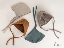 Load image into Gallery viewer, TISU baby bonnet, Thyme - TISU Baby
