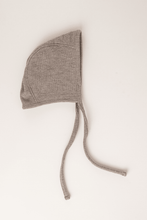 Load image into Gallery viewer, TISU baby bonnet, Oat - TISU Baby
